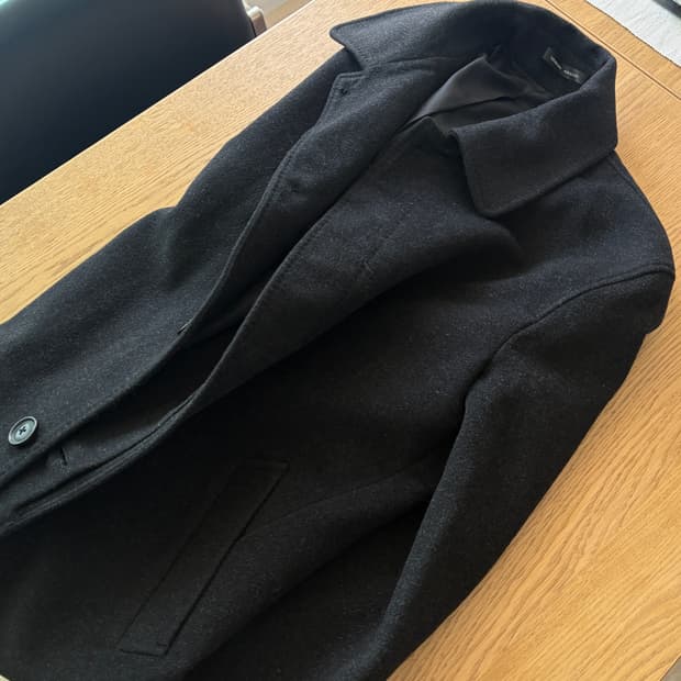  ▫️Giorgio Armani Half Coat