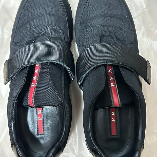 프라다 스포츠 스니커즈 42 270 