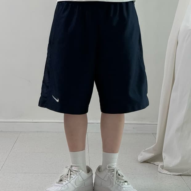 나이키 네이비 버뮤다 팬츠