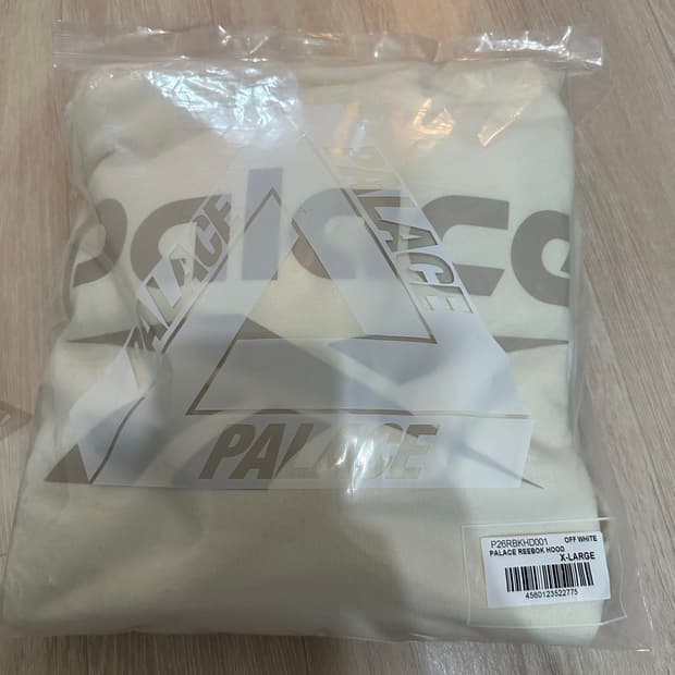 (새상품) 팔라스 X 리복 후드 사이즈 XL