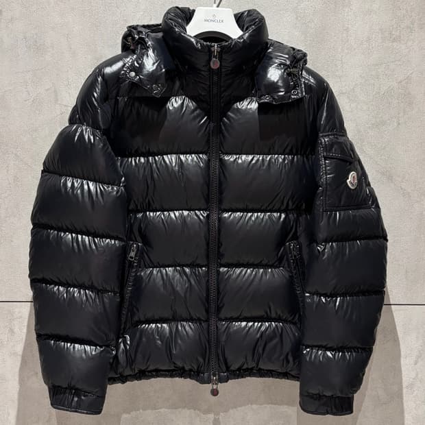 A+ / 4 (105) 몽클레어 마야 숏패딩 블랙
