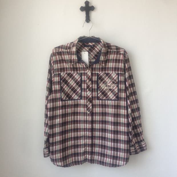 Check pattern shirt