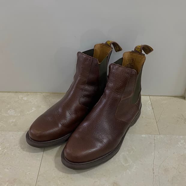 닥터마틴 첼시 브라운 280