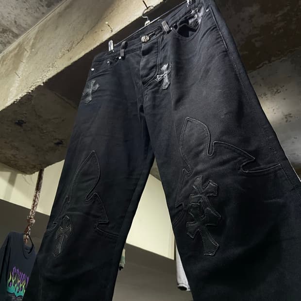 90s Chrome Hearts 크롬하츠 플레어 니 16패치 데님 팬츠