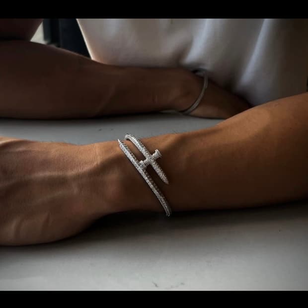 디그니티 dignity 뱅글팔찌