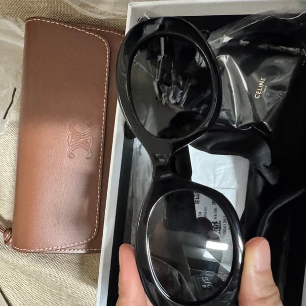 셀린느 트리옹프 선글라스