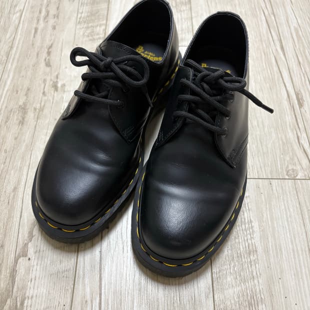 닥터마틴 1461 3홀 벡스 240