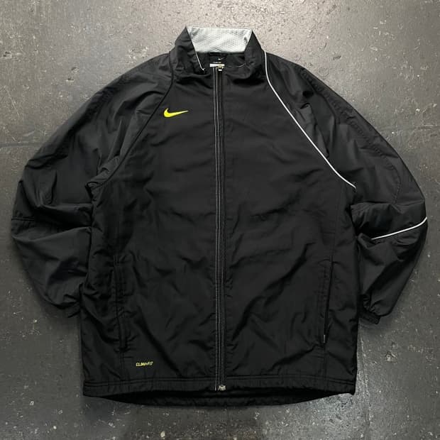 100 나이키 바람막이