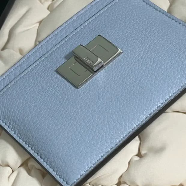 59만원대, 펜디 피카부 카드 지갑 💙