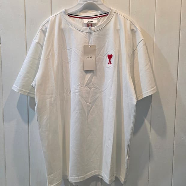 (새상품) AMI 아미 반팔티 기본티