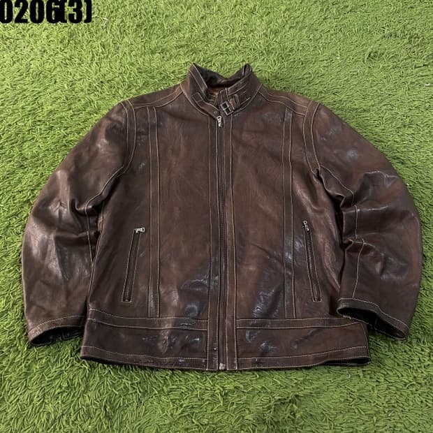 코모도스퀘어 레더 자켓