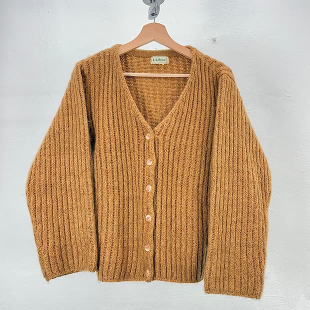 엘엘빈 80s 카멜리 브이넥 울 가디건