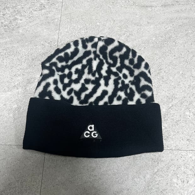 나이키 acg 레오파드 비니