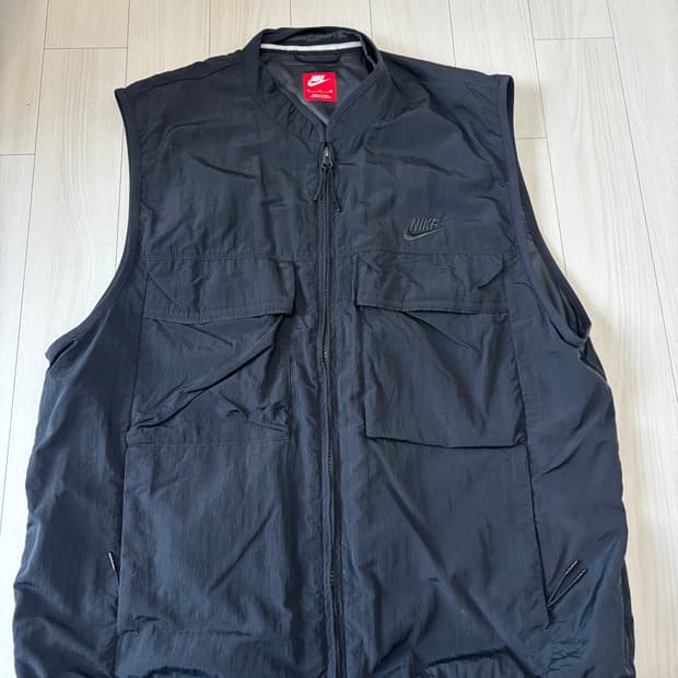 Nike Utility Vest