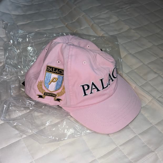 Palace Rugby 6-Panel Lush Flush