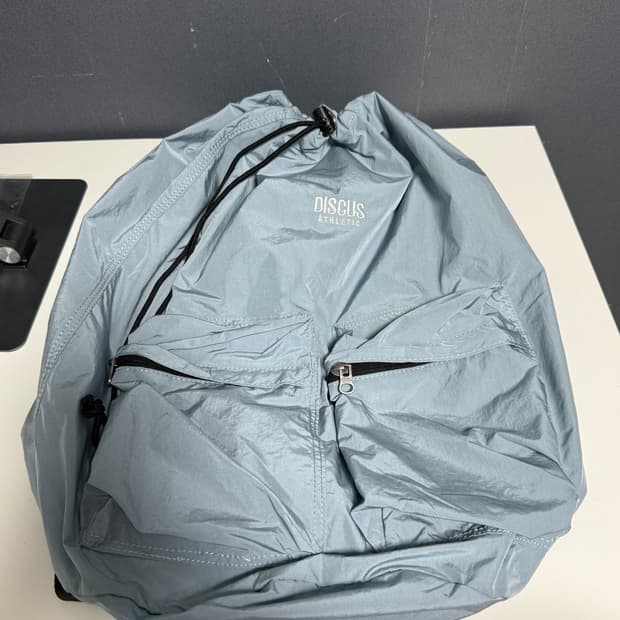 디스커스애슬레틱 경량 백팩
