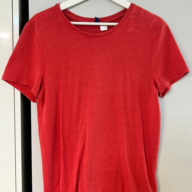 H&M 남성 레드 티셔츠 S