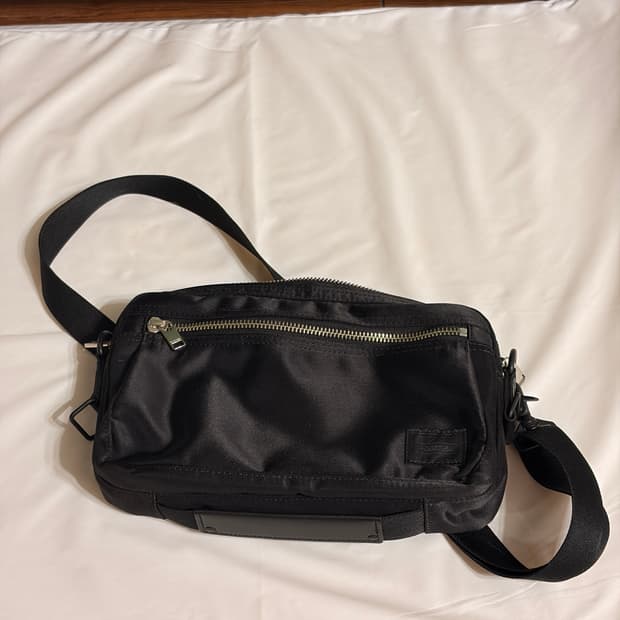 포터 리프트 숄더백 블랙