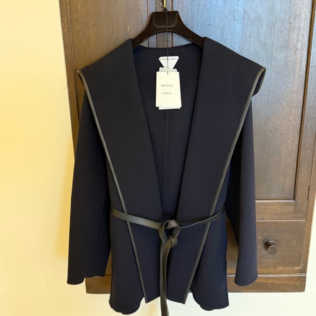 보테가 베네타 후드 코트 미착용