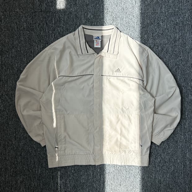 아디다스 90‘s 베이지 바람막이 자켓
