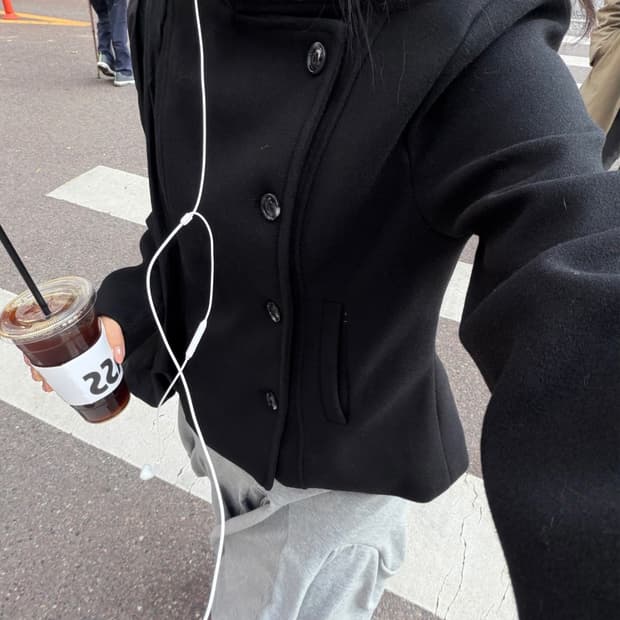 eerhouse (이이알하우스) 숏 코트