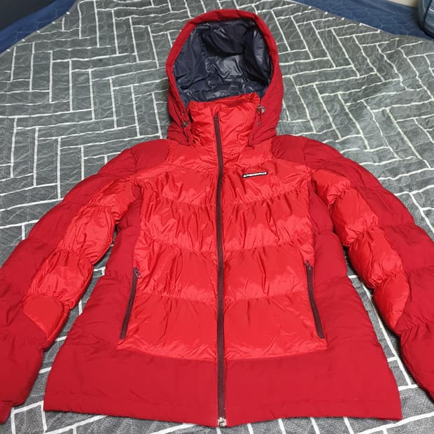 더레드페이스 아웃도어 클래식 콘트라 아이린 구스다운 패딩 (95)