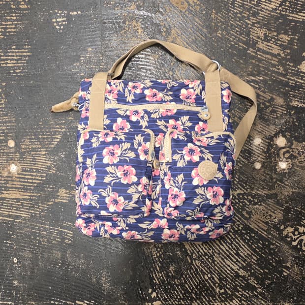 키플링 플라워패턴 백팩