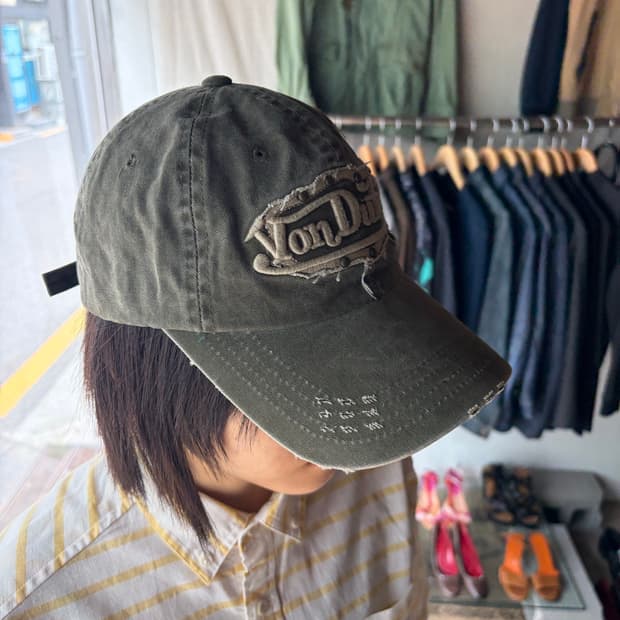 Von Dutch 디스트레스드 캡
