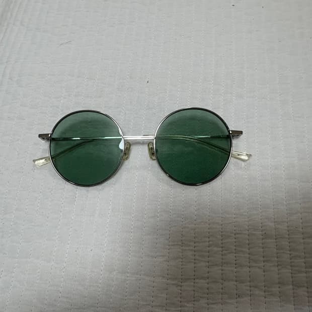 젠틀몬스터 미드나잇선02 그린 틴트 