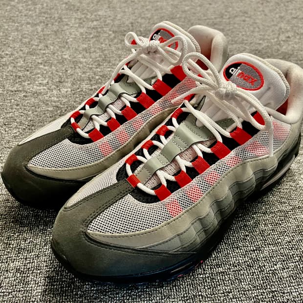 [280] 나이키 에어맥스95 미디움 애쉬 앤 솔라 레드 