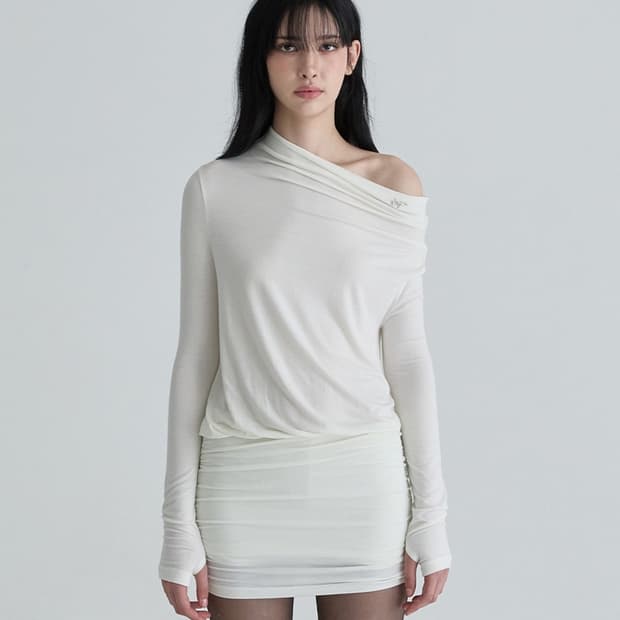 낫 유어 로즈 셔링 심볼 드레스 아이보리