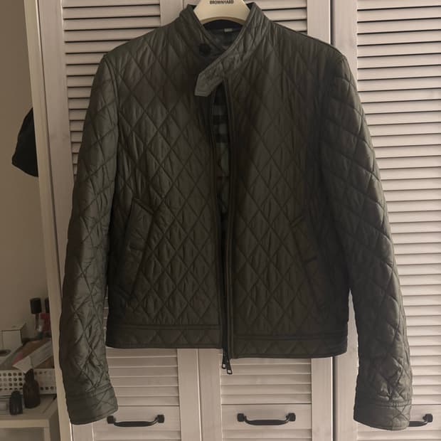 버버리 브릿 퀄팅자켓