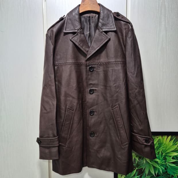 COMME CA ISM. 리얼가죽코트