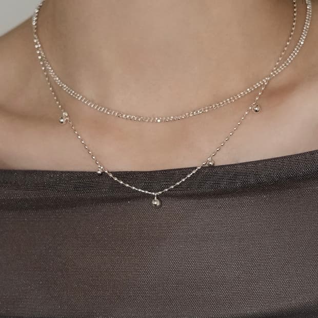 Two line ball necklace