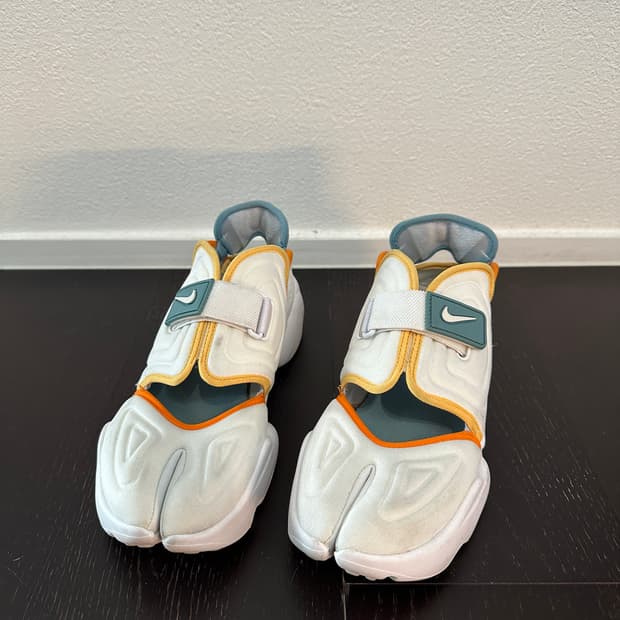 나이키 아쿠아 리프트 화이트 세룰리언