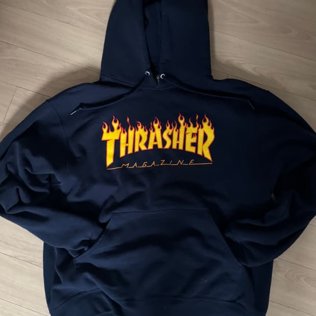 트레셔(thrasher) 남색 후드티