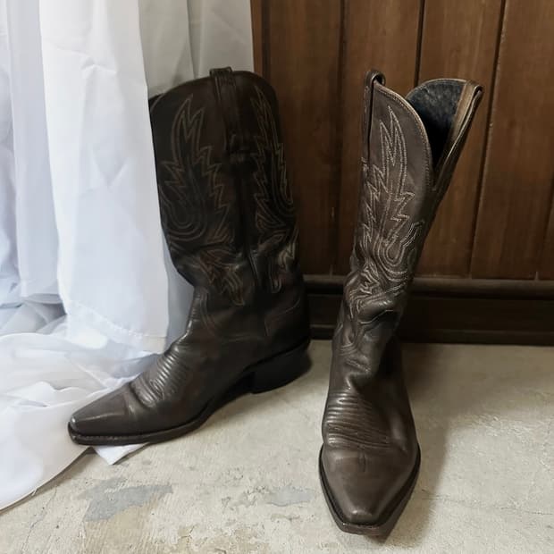 CHARLIE 1 HORSE lucchese western boots