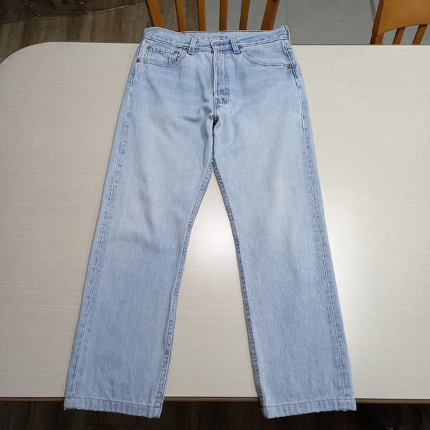 31 90's 리바이스501 여성용 일자진 연청 31-474