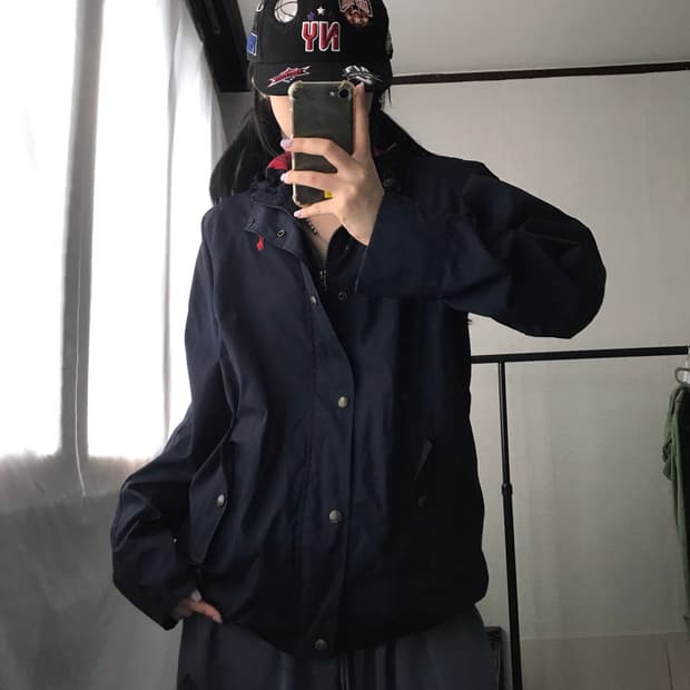 폴로 네이비 바람막이
