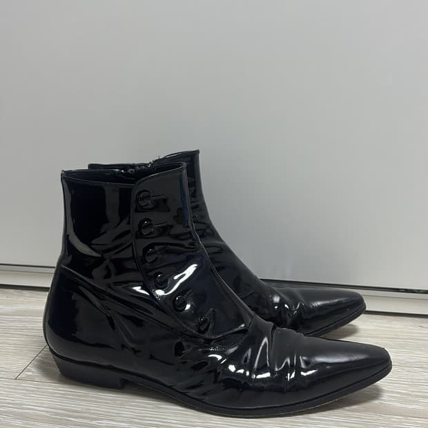 디올옴므 06aw bell butten 부츠 원판 42사이즈