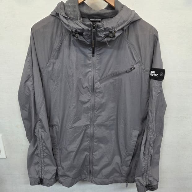 내셔널지오그래픽 펄랙스 벤틸 메쉬 바람막이 후드자켓 xl