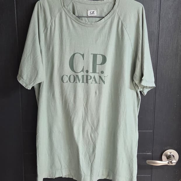 C.P.Company 반팔티