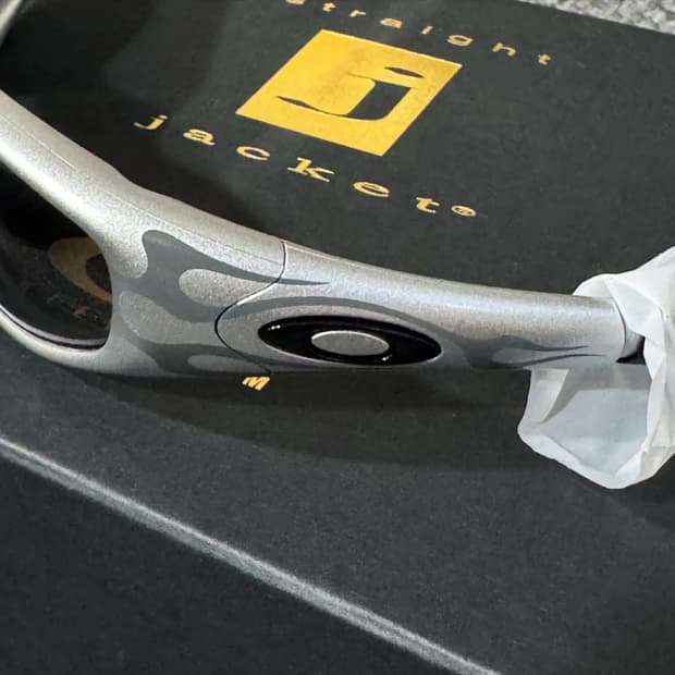 오클리 스트레이트 자켓 99 MUZM 플레임 선글라스 새상품