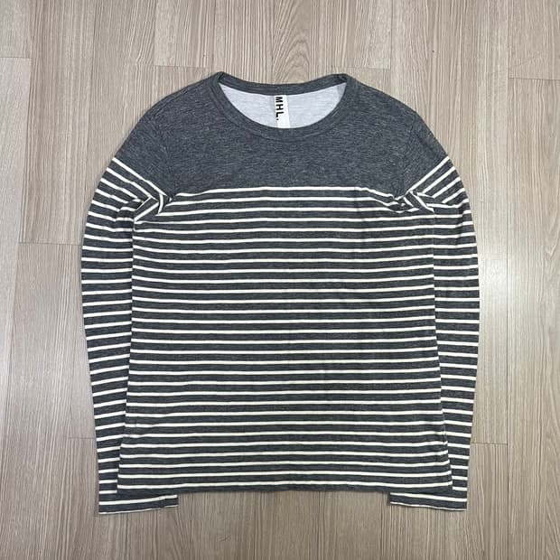 MHL. 마가렛호웰 스트라이프 티셔츠