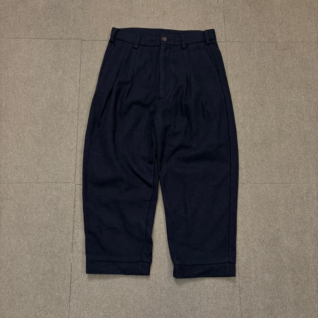 BASISBROEK 베이시스브룩 울 하프팬츠 1