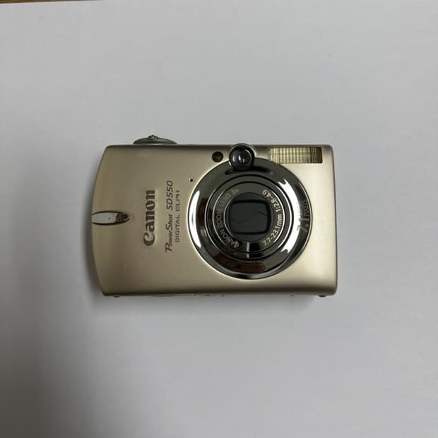 캐논 IXY 700 / IXUS 750 / SD 550 (익시, 익서스)