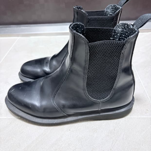 닥터마틴 플로라 첼시부츠 uk5