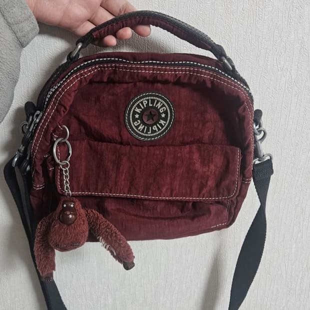 오늘까지만)키플링 가방 크로스백