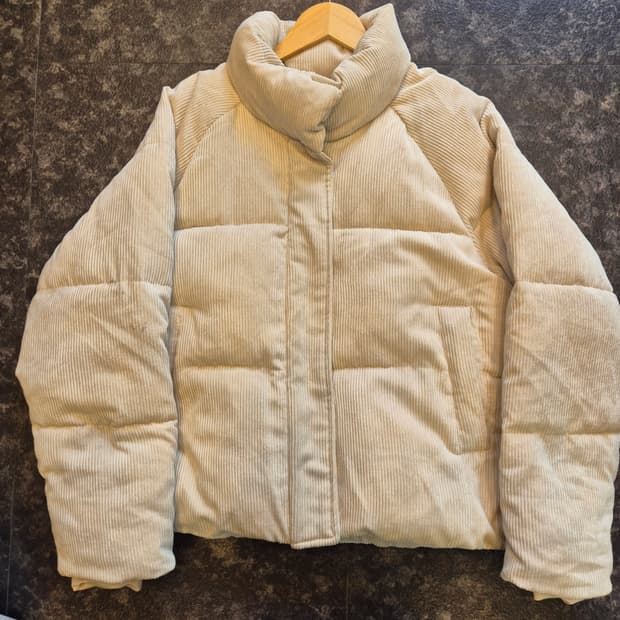 스파오 코듀로이 패딩 아이보리 L