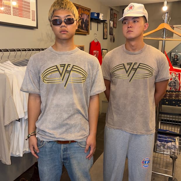 90’s Van Halen Balance tour single T
